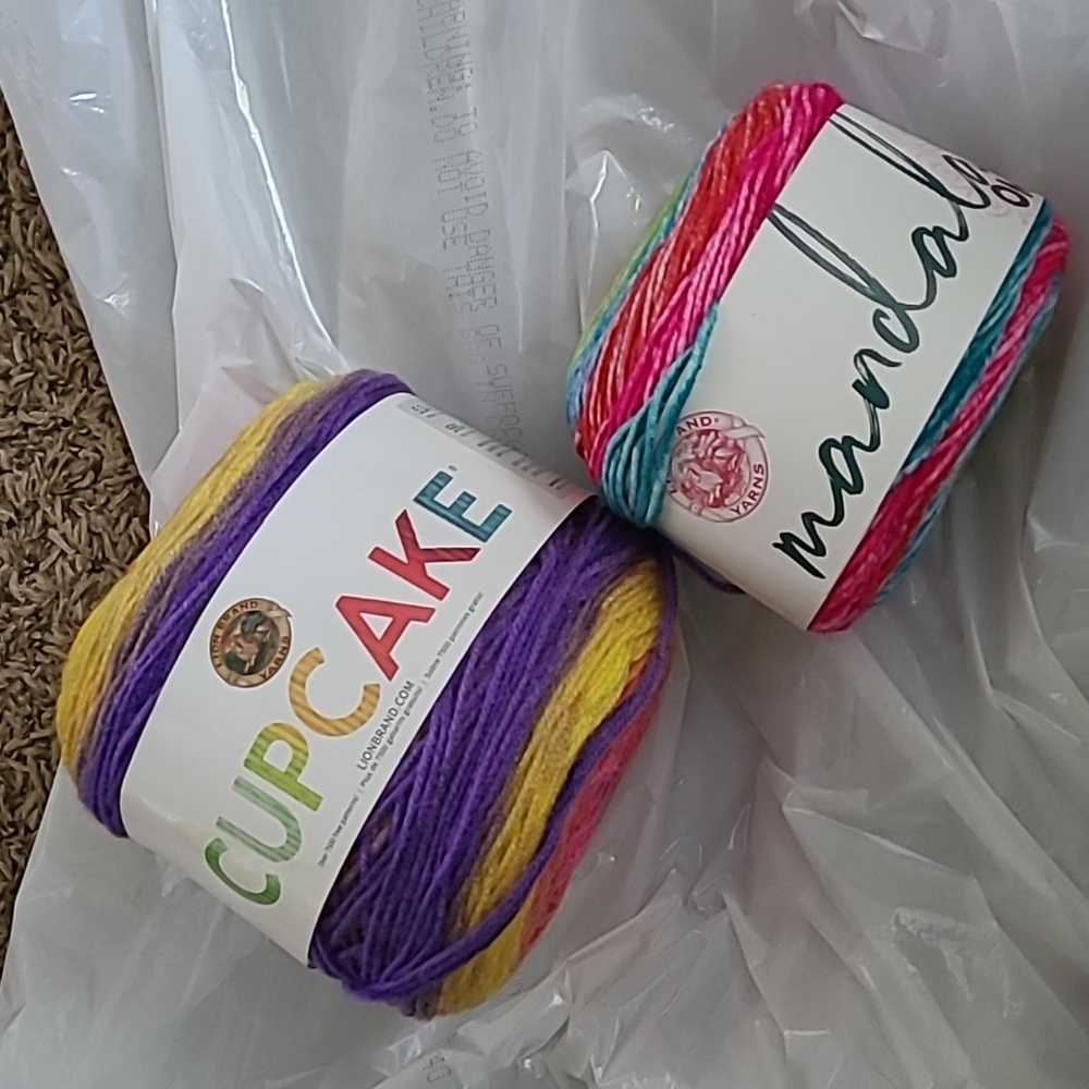 Cupcake & Mandala Ombre Yarn Lion Brand very colorful quality yarn crochet NEW ! - Picture 2 of 10